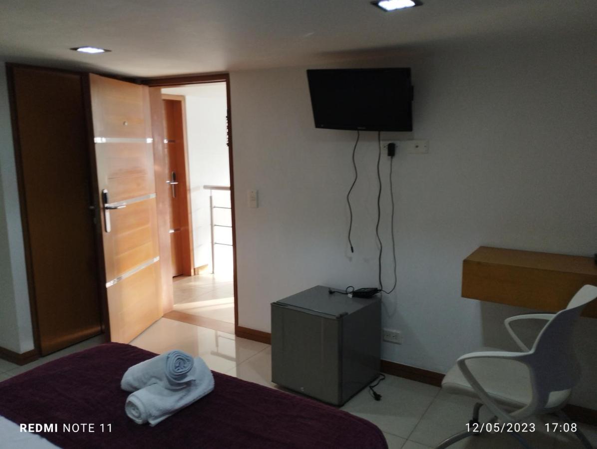 Hotel San Antonio Plaza Cali Bagian luar foto