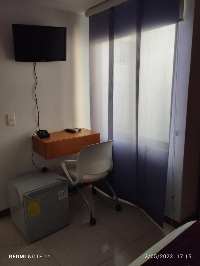 Hotel San Antonio Plaza Cali Bagian luar foto